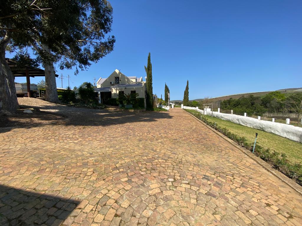 6 Bedroom Property for Sale in Bot River Western Cape